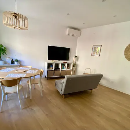 Vakantiehuis Le Patio Provencal-Maison Avec Cour Privee Nîmes