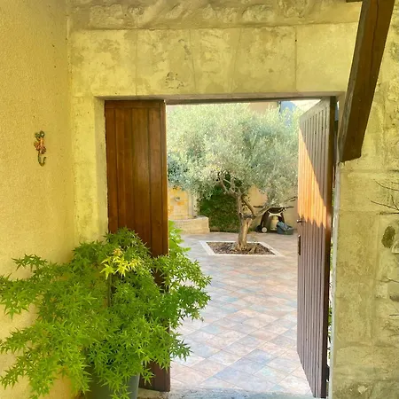 Le Patio Provencal-maison Avec Cour Privee * ニーム