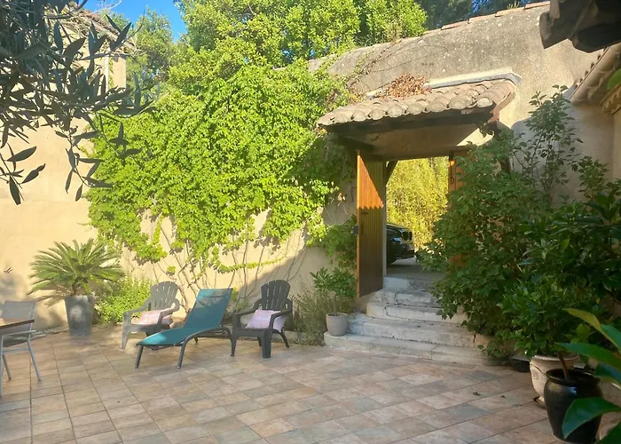 Le Patio Provencal-Maison Avec Cour Privee Nîmes